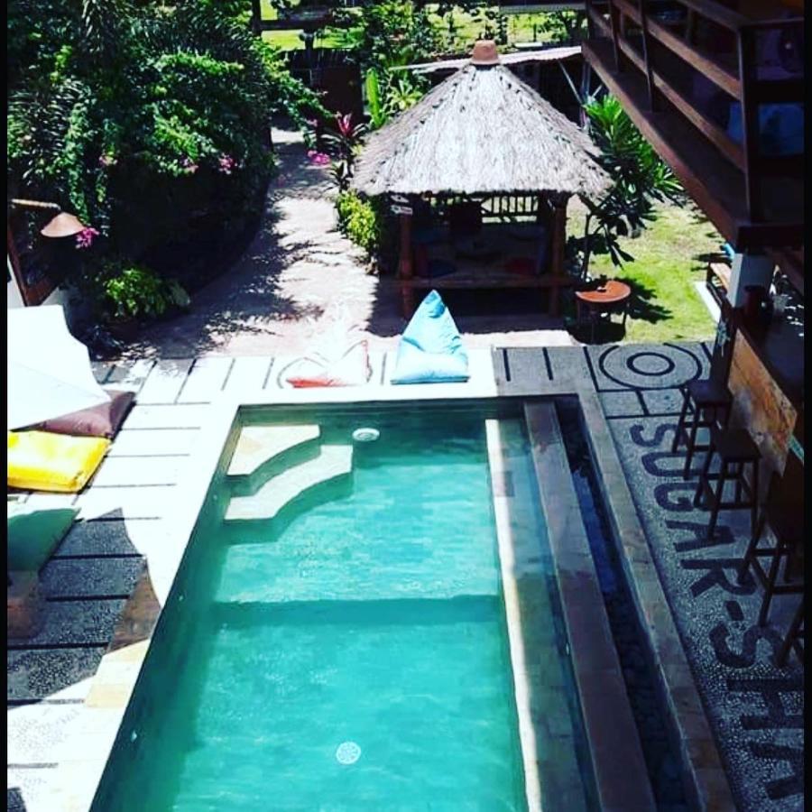 Gili T Sugar Shack Hotel Gili Trawangan Exterior photo