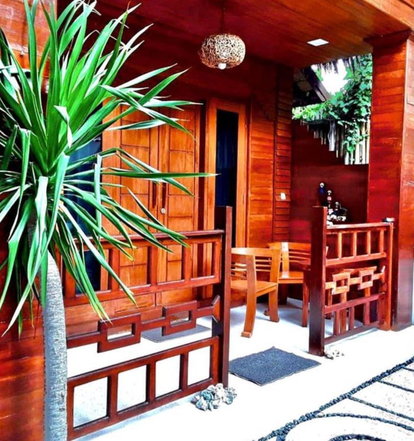 Gili T Sugar Shack Hotel Gili Trawangan Exterior photo