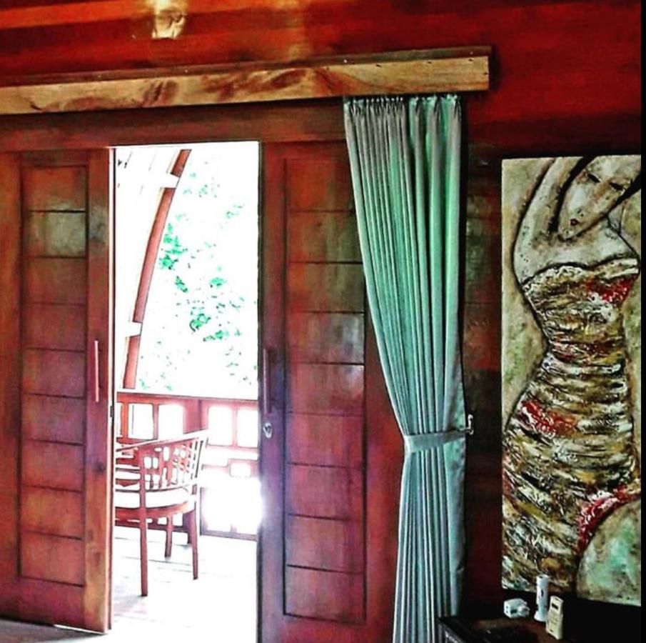 Gili T Sugar Shack Hotel Gili Trawangan Exterior photo