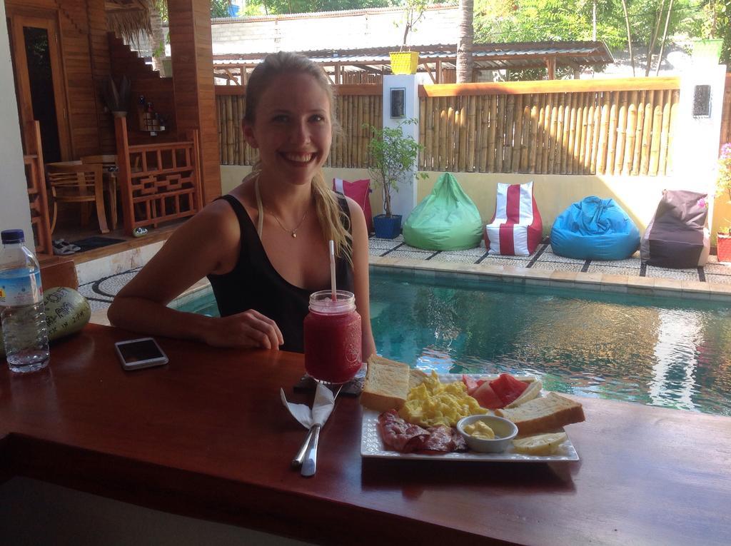 Gili T Sugar Shack Hotel Gili Trawangan Exterior photo