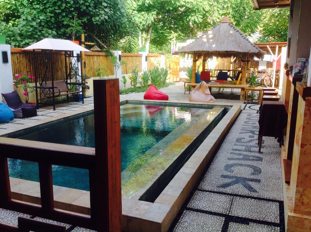 Gili T Sugar Shack Hotel Gili Trawangan Exterior photo